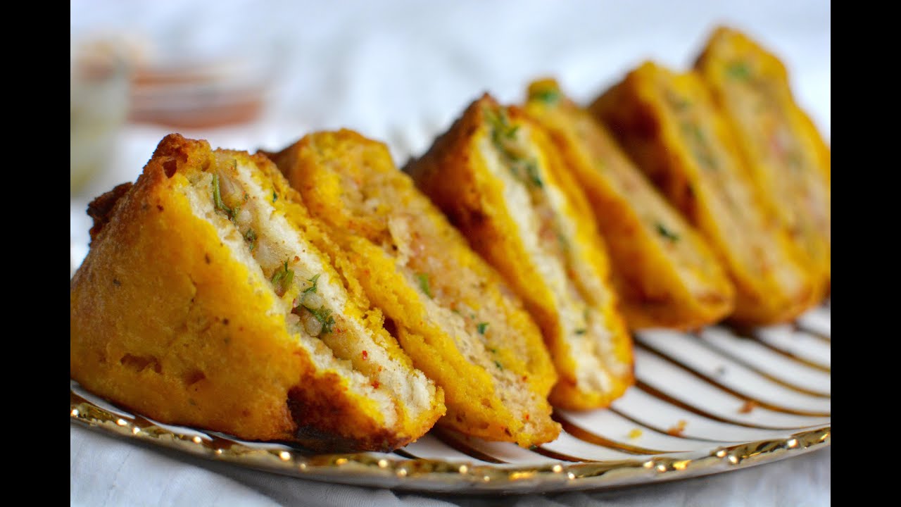 Stuffed Bread Pakoda Recipe | Aloo Bread Pakora | How To Make Bread ...