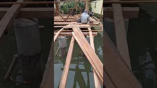 jembatan kayu mulai d pasang papan@Sanggar-c8l