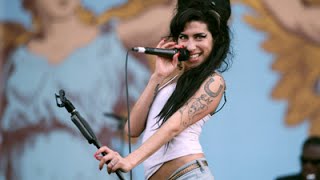 Amy Winehouse - Isle Of Wight 2007