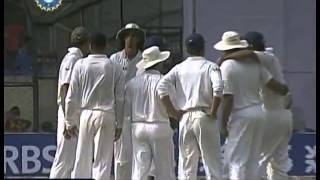 Incredible doosra by Harbhajan Singh vs Australia 2008 3