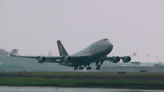 Loud Boeing 747-400 Takeoff (Lufthansa)