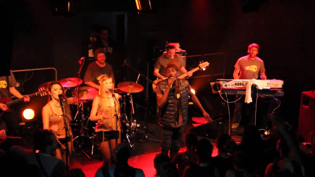 2014-10-30 Anthony B & House Of Riddim, Live Le Moulin - YouTube