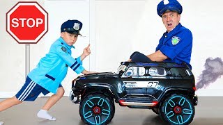 Senya and Dad play in the Police. Video for Kids