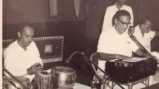 Ek Gocha Rajanigandha by Hemanta Mukherjee live