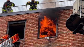 **Top Floor FIRE** MAJOR FDNY Response to ALL-HANDS Fire in East HARLEM [ Manhattan 10-75 Box 1349 ]