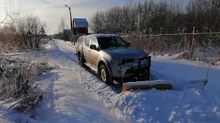 Установка отвала на машину. Чищу целину