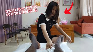 I Am The First foreigner to try this Crazy Massage Experience in China🇨🇳
