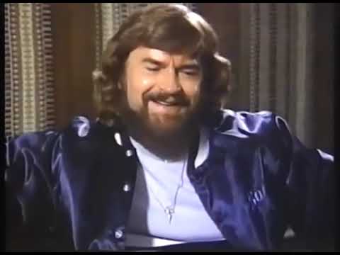 How much did Sam Phillips sold Elvis for?