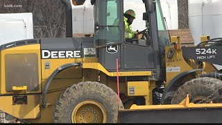 Despite being 100s of workers short statewide, MoDOT officials say they're ready for winter weather