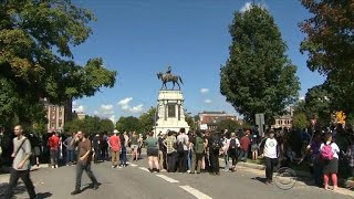 Demonstrators rally over Confederate statue in Richmond, Virginia