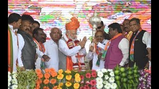 PM Shri Narendra Modi addresses public meeting at Kalaburagi, Karnataka