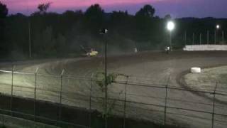 Wilmot Speedway - Modified misses turn three