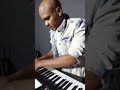 VEE MAMPEEZY LIVE PERFORMANCE