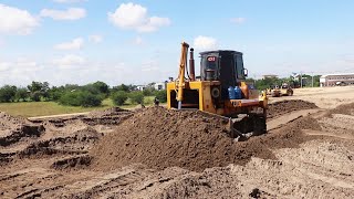 Big Bulldozer LIUGONG B230 Operator Skills Pushing Sand - Amazing Road Construction Equipment