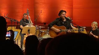 Johannes Oerding & das Takeover! Ensemble - Hundert Leben - live in Essen | Abend-Show, 17.02.