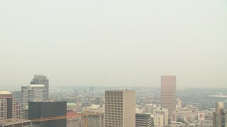 Thick wildfire smoke socks in Portland metro