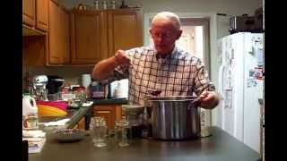 Making Muscadine Jelly