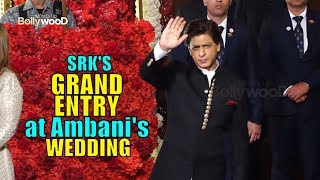 Shahrukh Khan's Grand Entry At Isha Ambani's Wedding