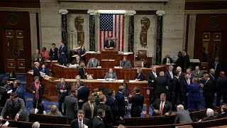 Cámara baja de EEUU aprueba resolución para frenar acción militar de Trump contra Irán | AFP