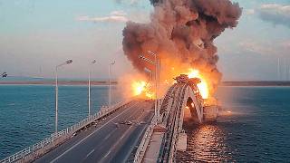 1 MINUTE AGO! New Ukrainian F-16 Jet DROPS 5,000 KG Bomb on Russian Bridge in Kursk Region