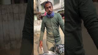 চাঁদপাড়া থেকে দমদমে এসে ৫ টাকায় মিষ্টি বিক্রি করে এই দাদা