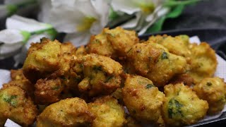 सोडा न वापरता झटपट बनवा मिक्स डाळीच्या जाळीदार भजी | Mix Daliche Bhaji | Mix daal pakoda