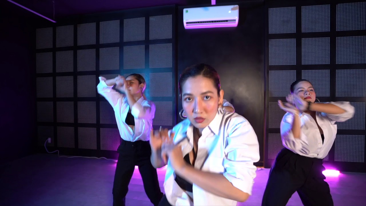 R&B Junkie (Janet Jackson) - Waacking Choreography By Maru - YouTube