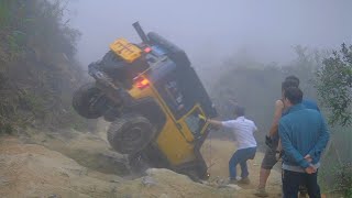 牧马人挑战越野圣地“牛塘山”老司机险遭翻车预警