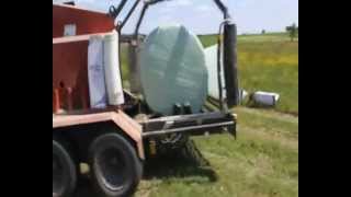 Making Silage Bale Wrap with Aero Wrap Ultra 750mm (6)