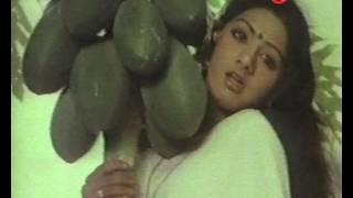 Padaharella Vayasu Songs - Sirimalle Poova - Sridevi - Chandra Mohan