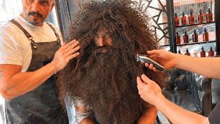 LICE TOOK OVER HIS ENTIRE HEAD! I Was Speechless…One Homeless Transformation That Shocked Everyone