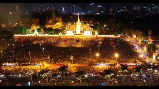 ទស្សនាទិដ្ឋភាពប្រជាពលរដ្ឋដើរកម្សាន្ដ នៅមុខព្រះបរមរាជវាំង និងតាមមាត់ទន្លេក្នុងថ្ងៃបុណ្យ...