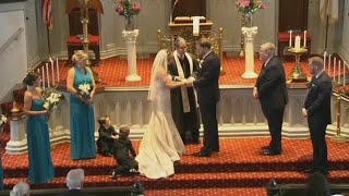 Lawmakers want couples to read marriage guide before tying the knot