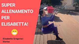 Il super allenamento di Elisabetta Gregoraci dal suo terrazzo di Montecarlo! 🏋️‍♀️