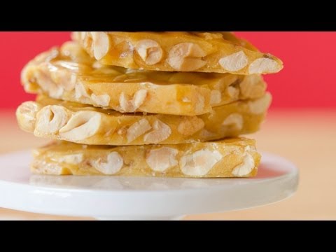 How to Make Peanut Brittle {shippable candy recipe for Christmas and the Holidays} How to Make Peanut Brittle {shippable candy recipe for Christmas and the Holidays}