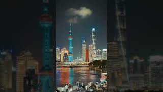 中国最繁华的大城市：上海 The busiest big city in China: Shanghai