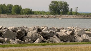 Oceans have tide cycles, but do the Great Lakes also have them?