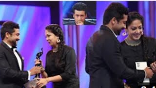 Surya Gets Emotional After Giving Filmfare Award To His Wife Jyothika Filmfare 2022 | Howdy Makkaley