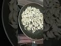 लसूण सोलण्याची सोपी पद्धत 1 how to peel garlic garlic peeling viral shortvideo