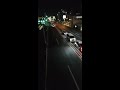 大阪阪急梅田歌手歩道橋路上ライブ活動やているmachokazuyaアーティスト夜歩道橋下高速道路聞こえてるアカペラあいみょん