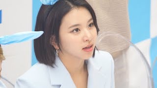 190612 트와이스(TWICE) 사인중인 채영 (Chaeyoung's Fansign) [포카리팬사인회] 4K 직캠 by 비몽