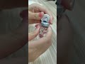 How do I open the Glov Serum ampoule / vial?