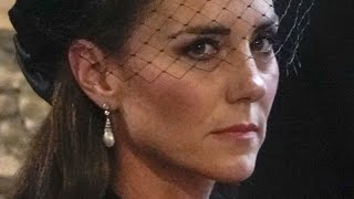 Kate's Expressions During The Queen's Procession Has Everyone Saying The Same Thing