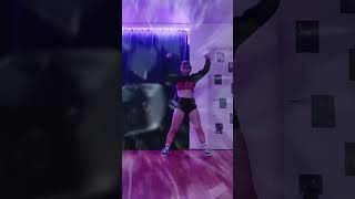 Blackpink - Pink Venom dance break cover by Pauliina