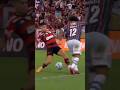 Marcelo Caneta no Luiz Araújo #futebol #dribles #soccer #fluminense #marcelo #shorts #viral