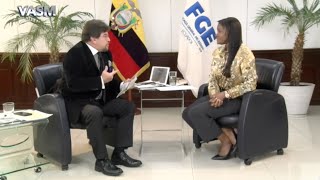 Entrevista a la Dra. Diana Salazar, fiscal general del Estado en Vera a su manera, con Carlos Vera.