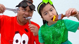 Jannie Pretend Play Staged Real or Fake Food Challenge for Kids
