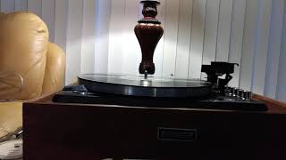 Benjamin Elac Miracord 45 turntable. Horiatis76.com