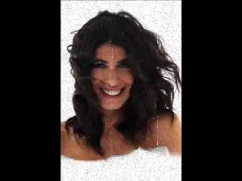 Giorgia - B.B.B. (La Leggendaria Storia Del Bacio - YouTube