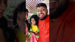 എല്ലാവർക്കും ഒരു ടൈമിംഗ് ഇല്ലാത്ത ഓണാശംസകൾ 😂| RJ mithun and family | family time|